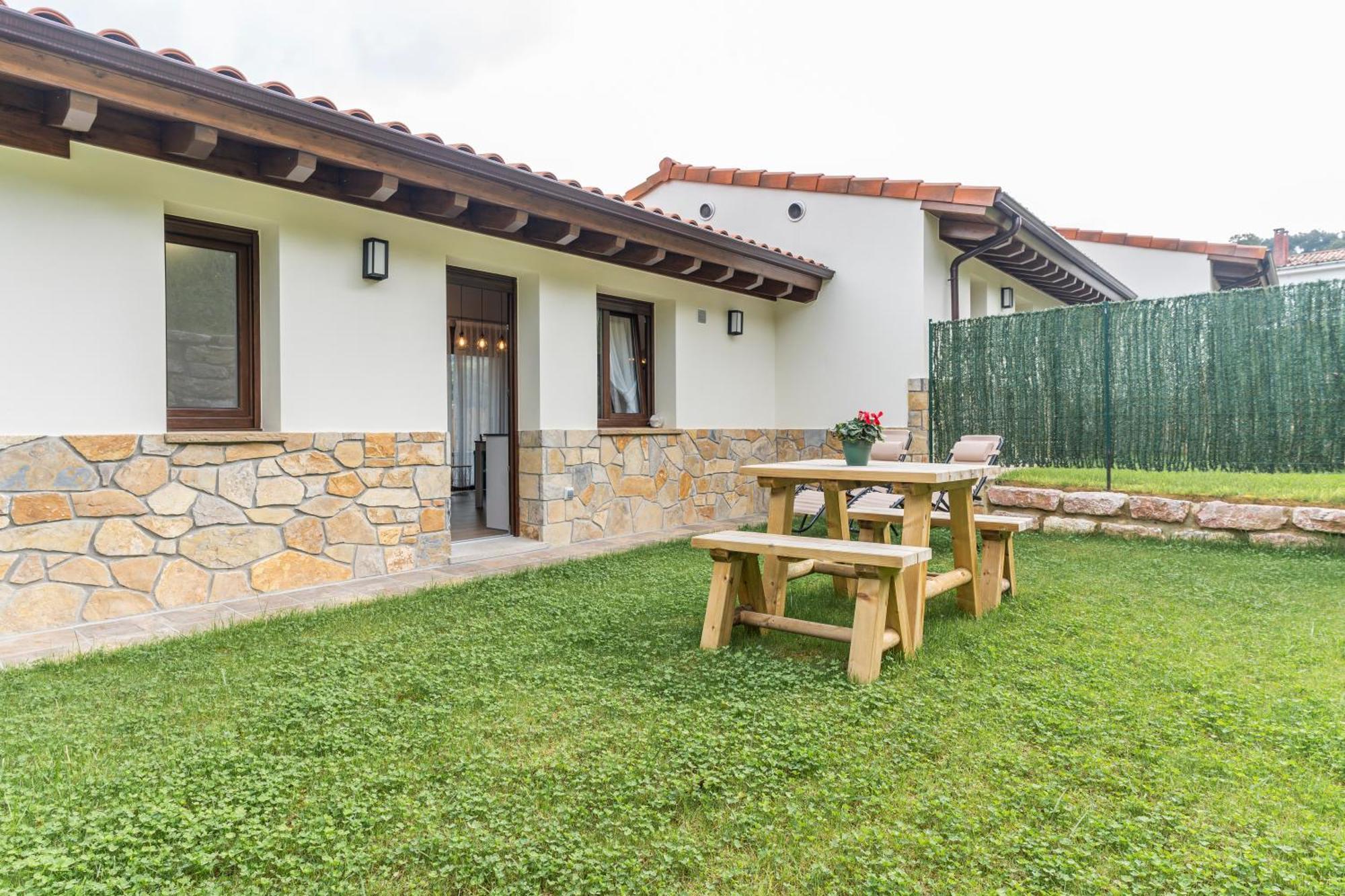 Apartamentos Cuetumerin Onís Esterno foto
